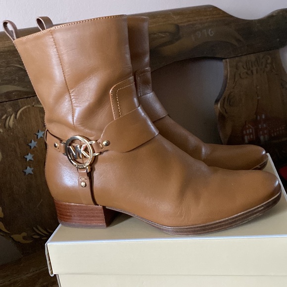 High cut boots Michael Kors - Picture 2 of 6